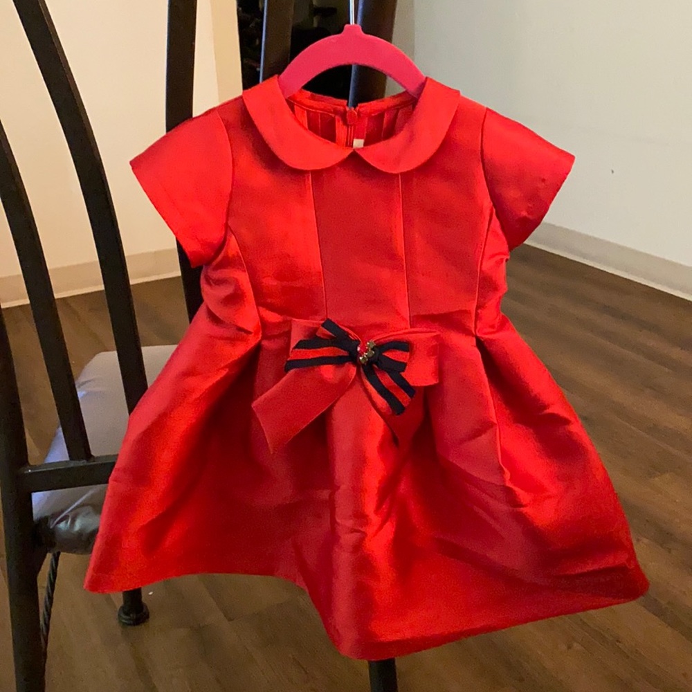 Girls 2 separate pieces